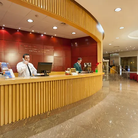 세나토르 파르케 센트럴 4*