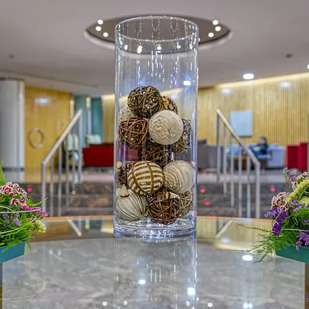 Senator Parque Otel Valensiya