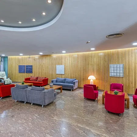 Senator Parque Otel Valensiya